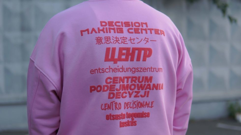 Sweatshirt "Decision Making Center", Pink, XS 222-03-003 фото