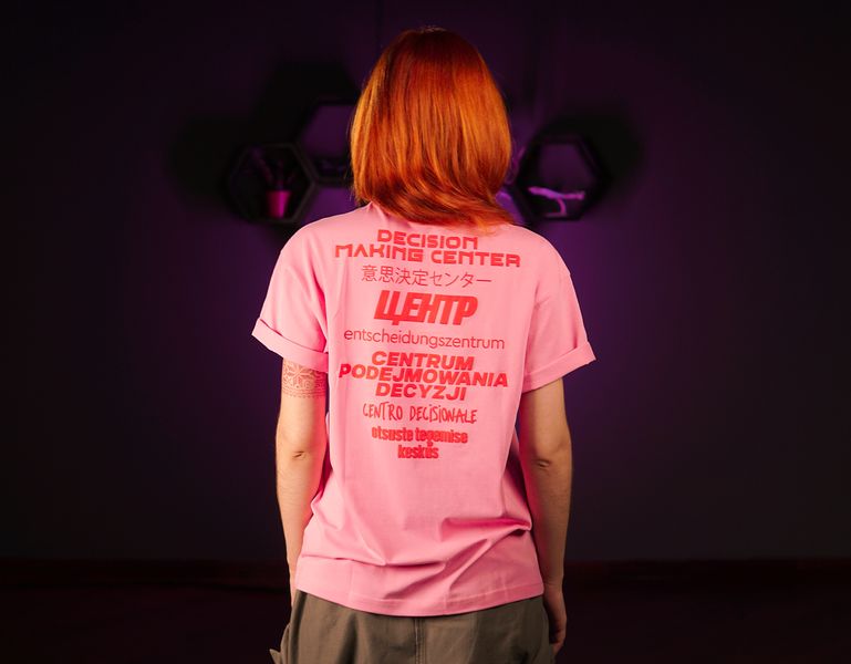 Oversized T-shirt "Decision-Making Center", Pink, XXL 112-02-010 фото