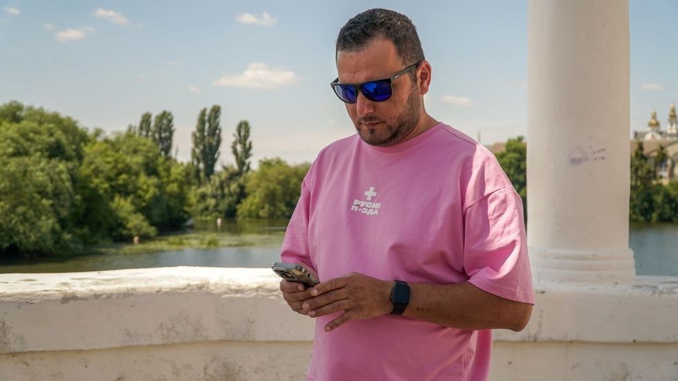 Oversized T-shirt "rusni p+zda", Pink, XS 111-02-008 фото