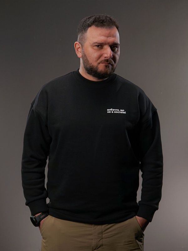Sweatshirt oversize "Sorry, I'm not wearing a suit" black 222-05-012 фото